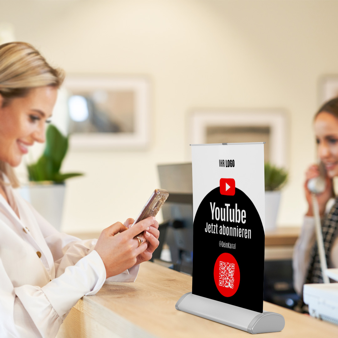 Mini-Roll-Up Aufsteller für Youtube YOU80 mit QR-Code + Logo-7.image